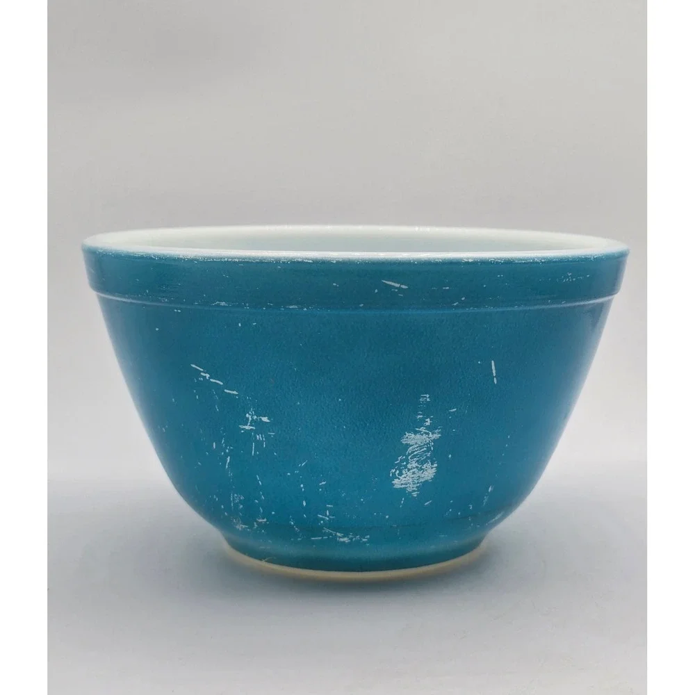 Vintage Pyrex 401 Turquoise Blue Nesting Mixing Bowl 1.5Pt Milk Glass Made USA